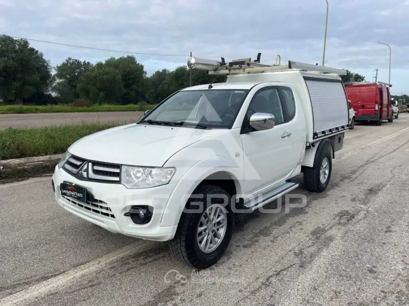 2014 Mitsubishi L200