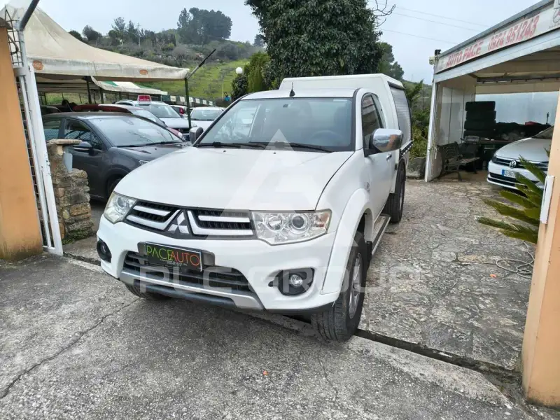 2014 Mitsubishi L200