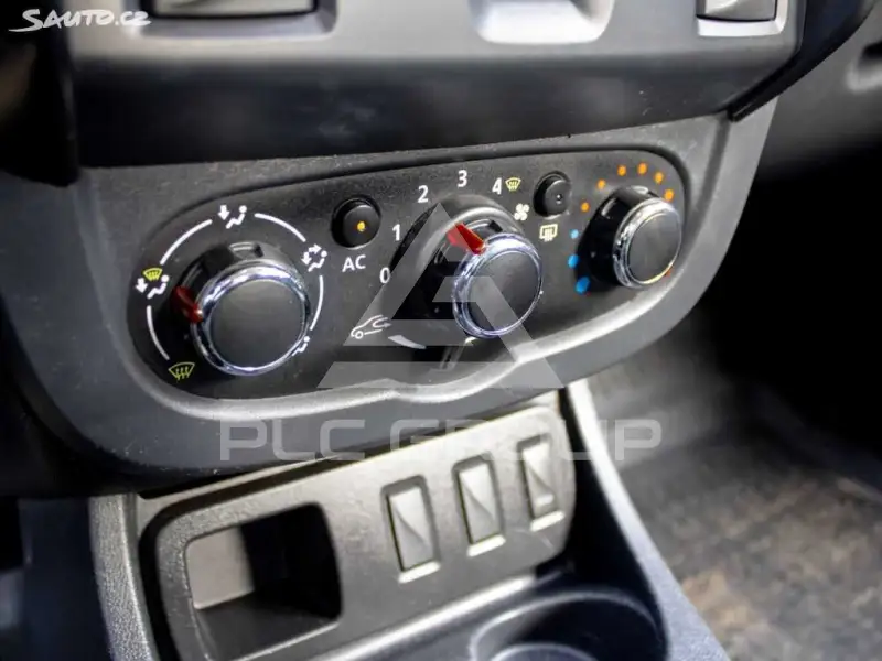 2014 Dacia Duster