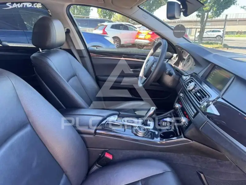 2014 BMW 523