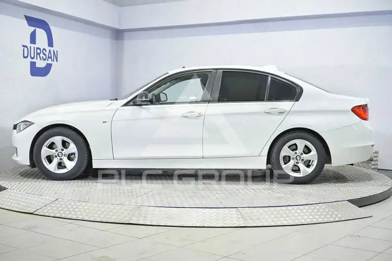2014 BMW 330