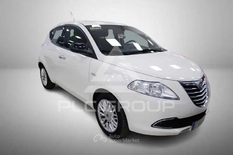 2014 Lancia YPSILON