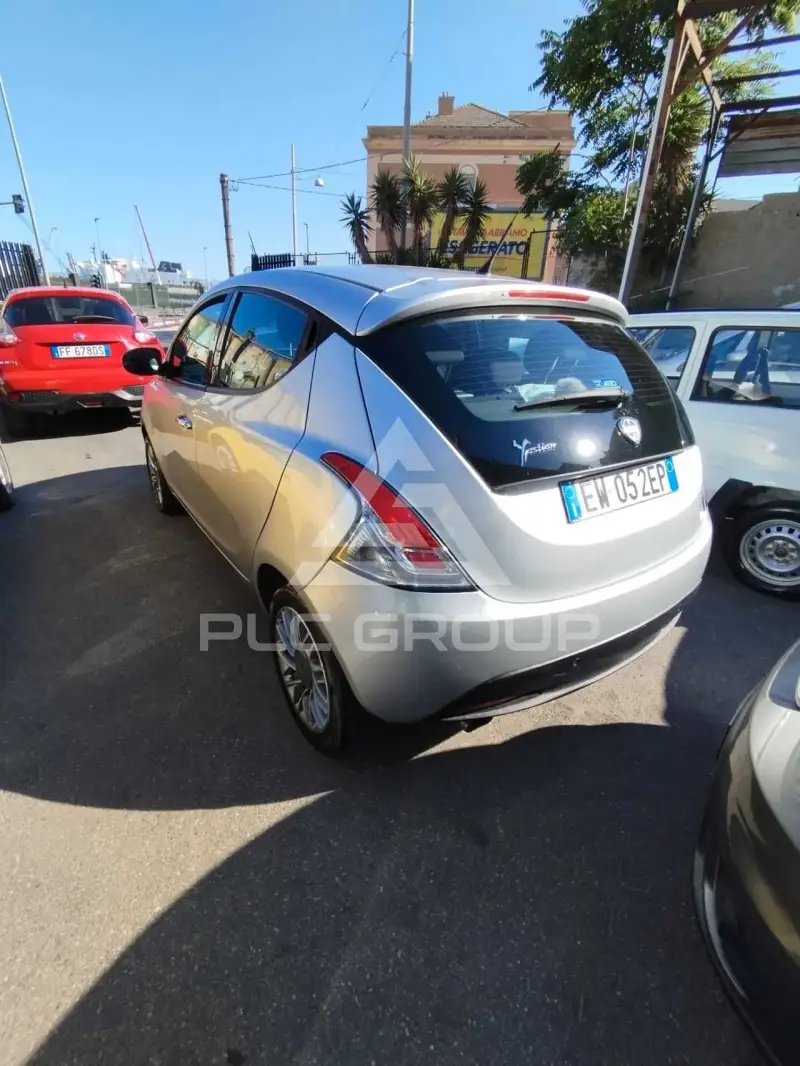 2014 Lancia YPSILON