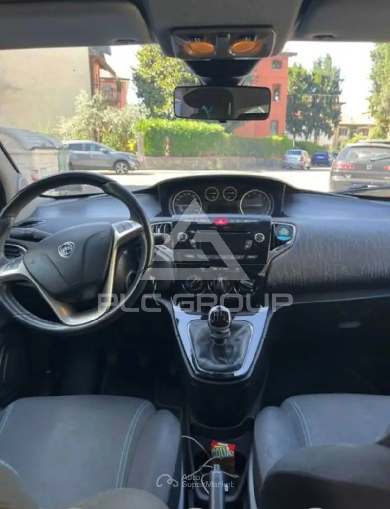 2014 Lancia YPSILON