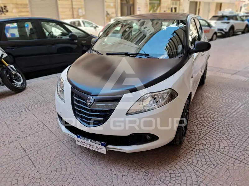 2014 Lancia YPSILON
