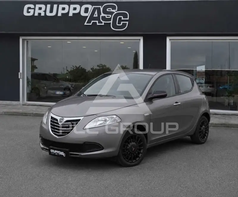 2014 Lancia YPSILON