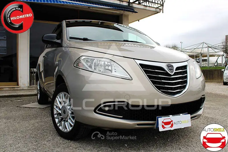 2014 Lancia YPSILON