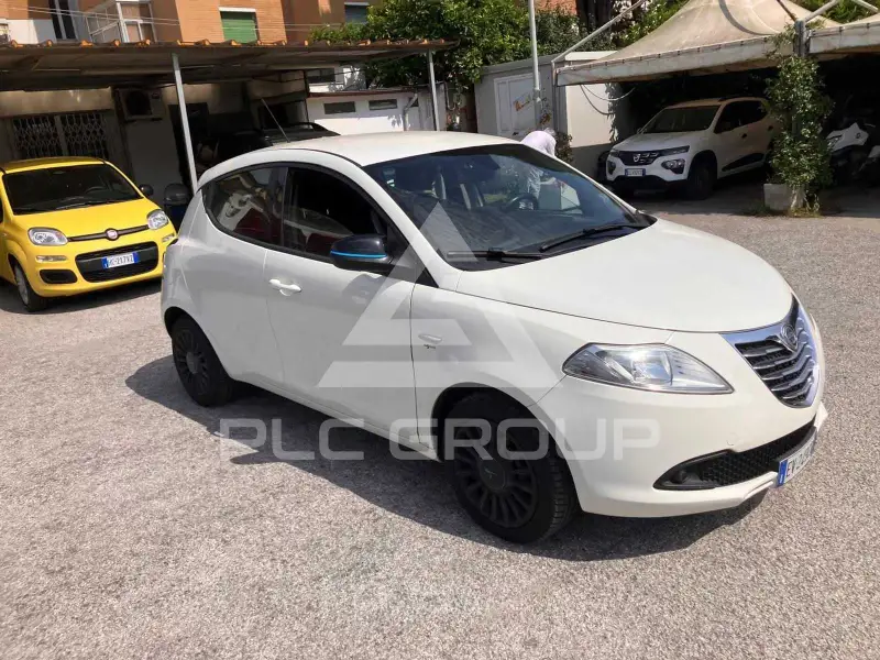 2014 Lancia YPSILON