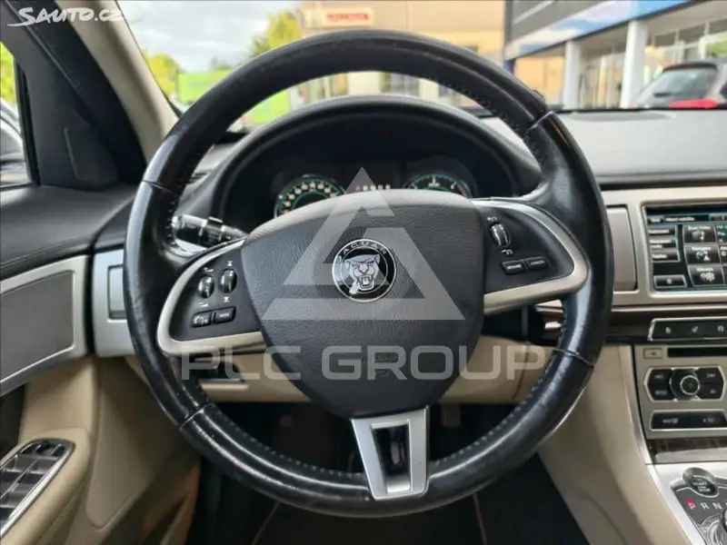 2014 Jaguar XF