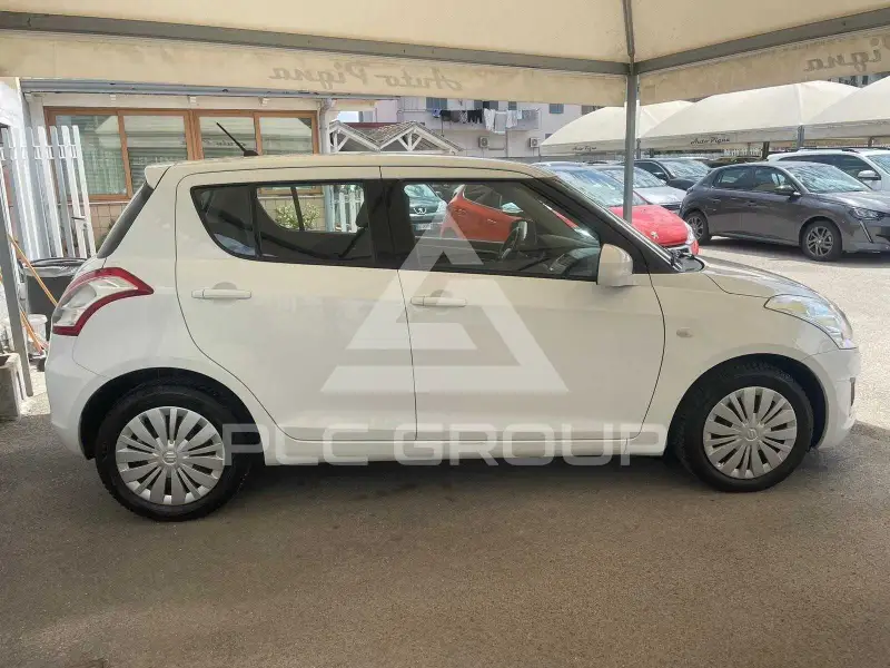 2014 Suzuki SWIFT