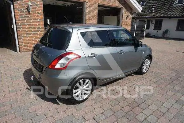 2014 Suzuki SWIFT