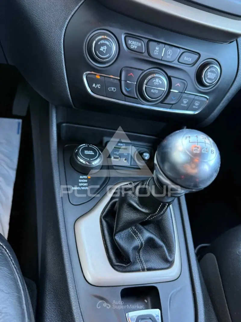 2014 Jeep CHEROKEE