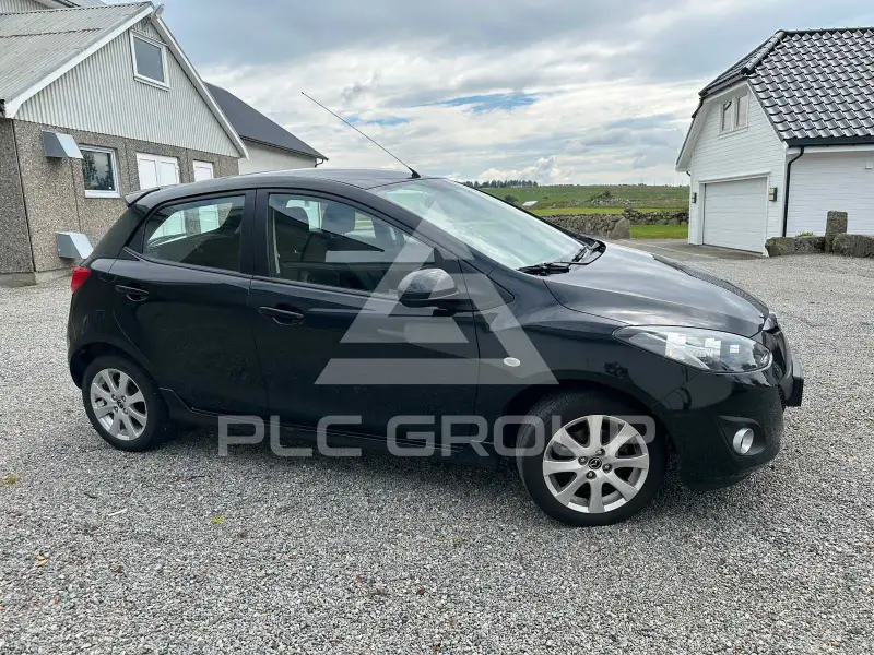 2014 Mazda 2