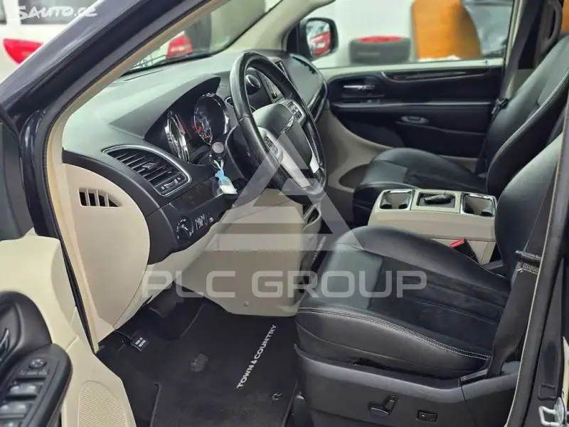 2014 Chrysler TOWN & COUNTRY