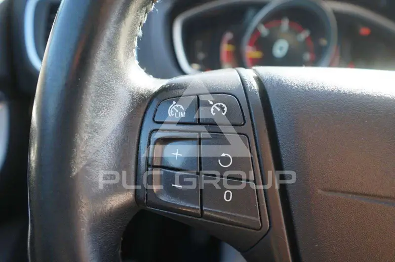 2014 Volvo V40