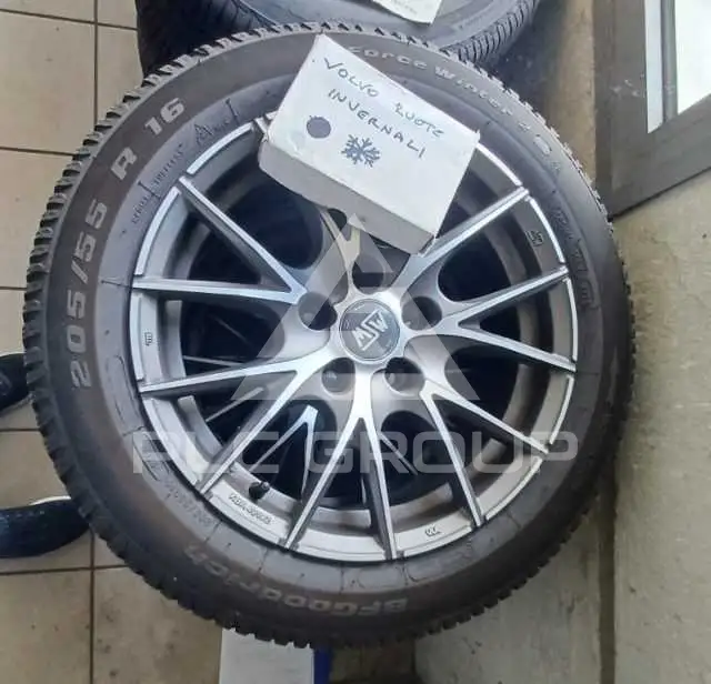 2014 Volvo V40