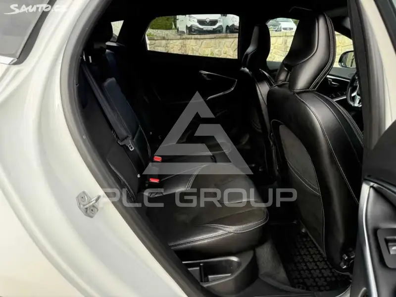 2014 Volvo V40