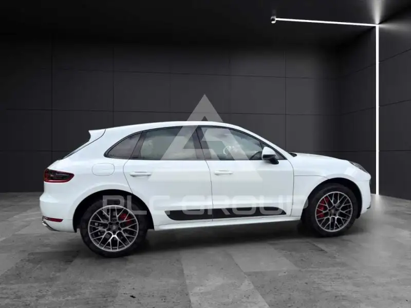 2014 Porsche MACAN