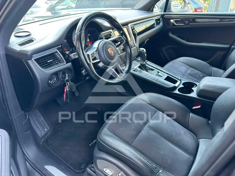 2014 Porsche MACAN