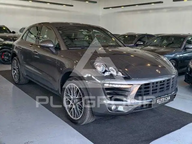 2014 Porsche MACAN