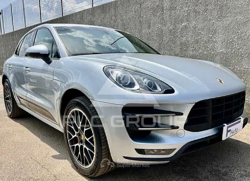 2014 Porsche MACAN