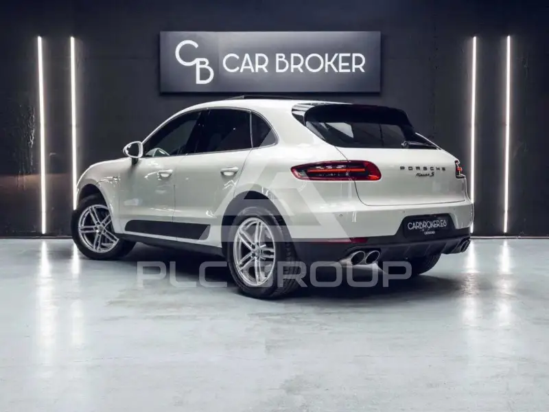 2014 Porsche MACAN