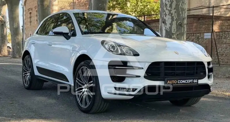 2014 Porsche MACAN