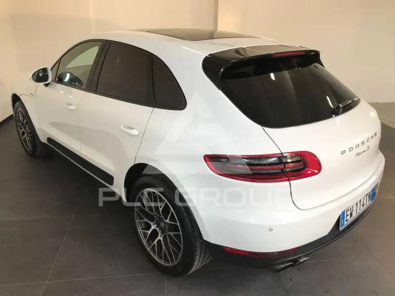 2014 Porsche MACAN
