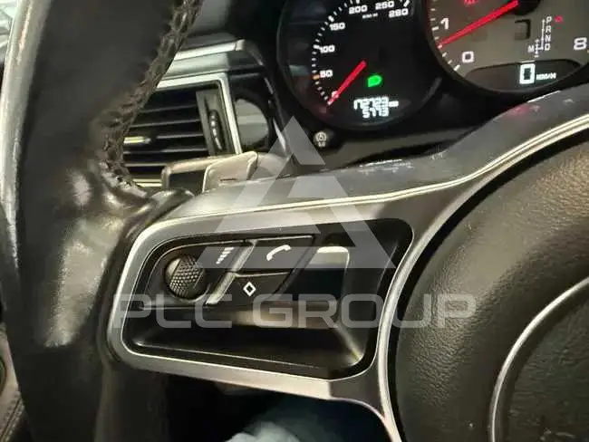 2014 Porsche MACAN