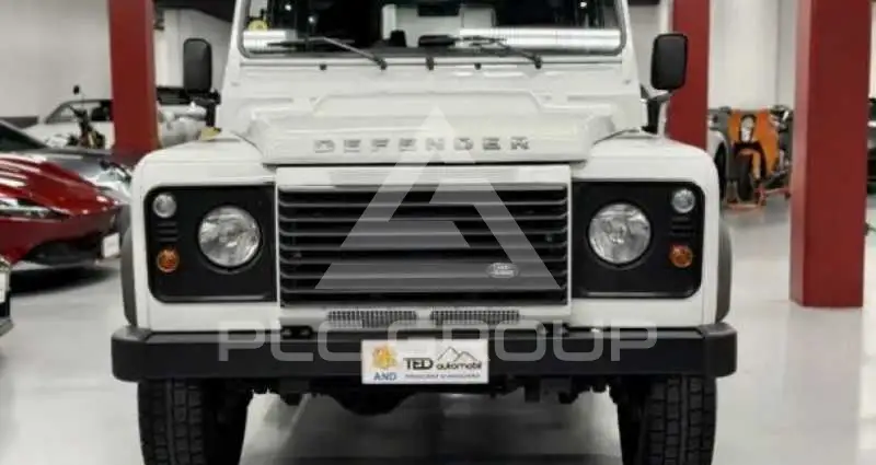 2014 Land Rover DEFENDER