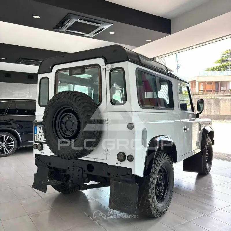 2014 Land Rover DEFENDER