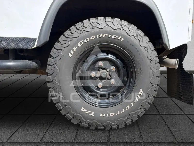 2014 Land Rover DEFENDER