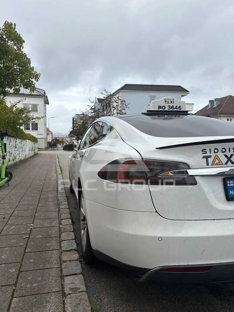 2014 Tesla Model S