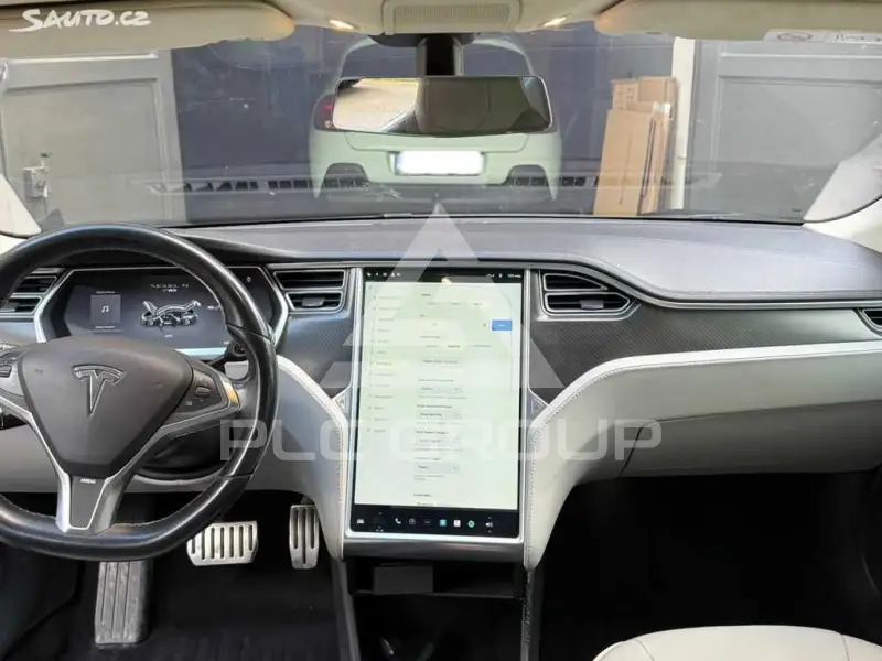 2014 Tesla Model S