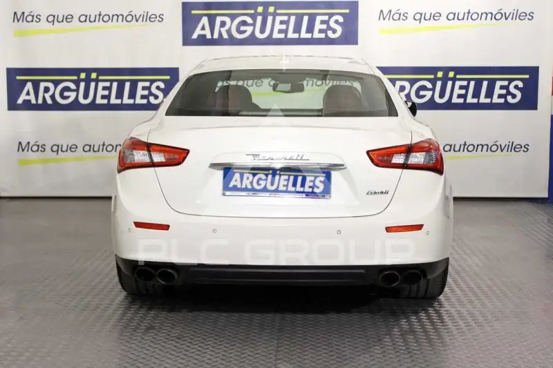 2014 Maserati GHIBLI