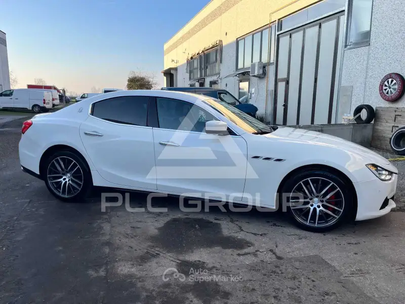 2014 Maserati GHIBLI