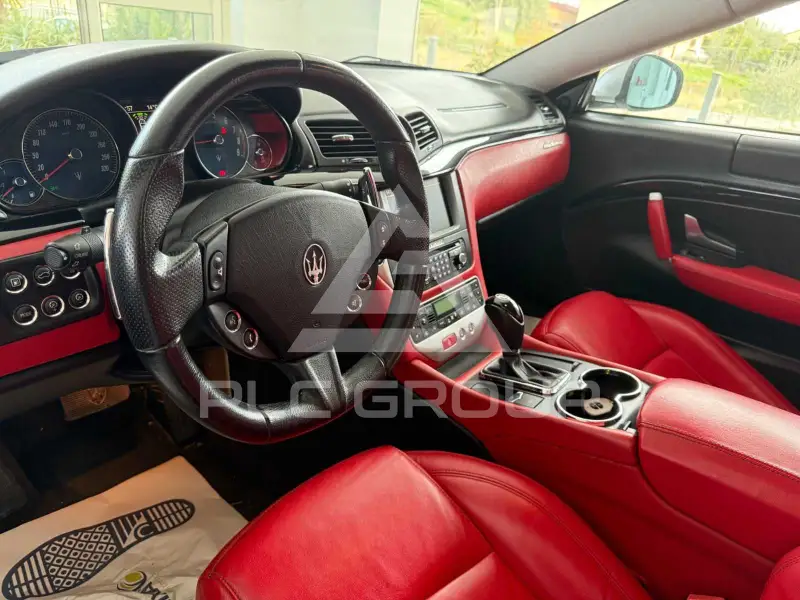 2014 Maserati GRANTURISMO