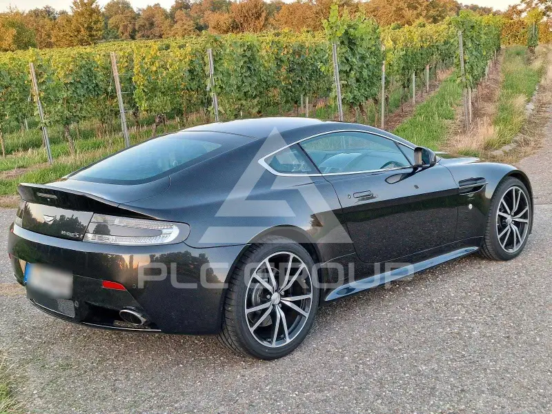 2014 Aston Martin V12
