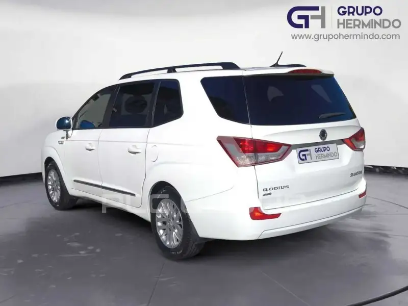 2014 Ssangyong Rodius
