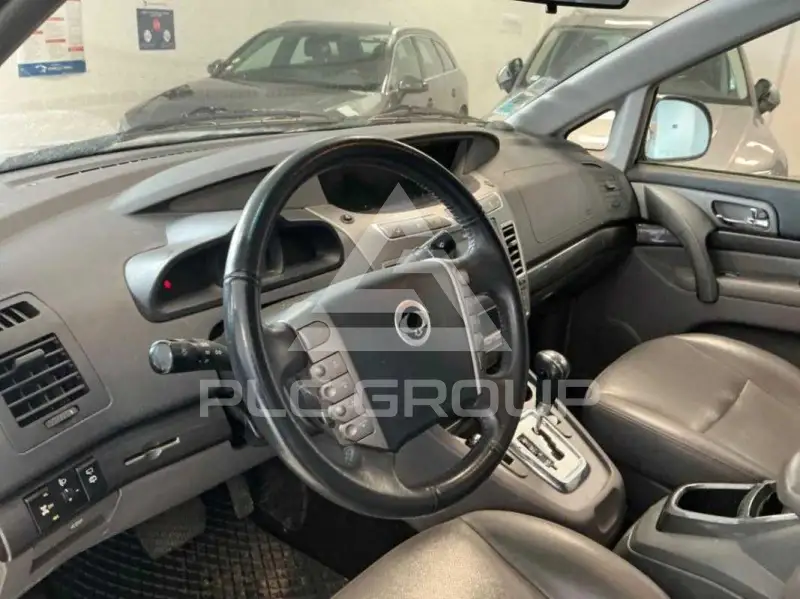 2014 Ssangyong Rodius
