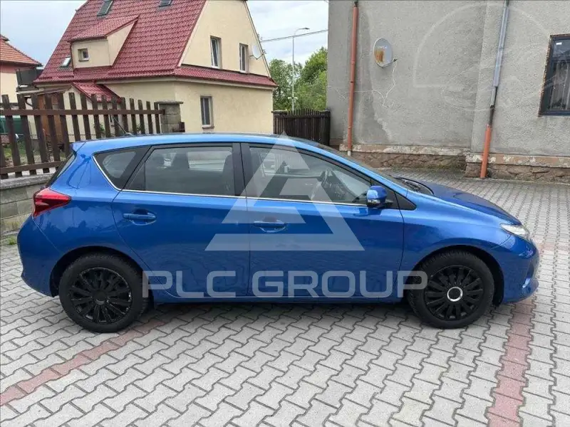 2014 Toyota AURIS