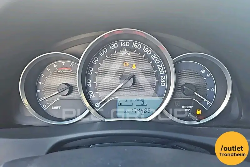 2014 Toyota AURIS