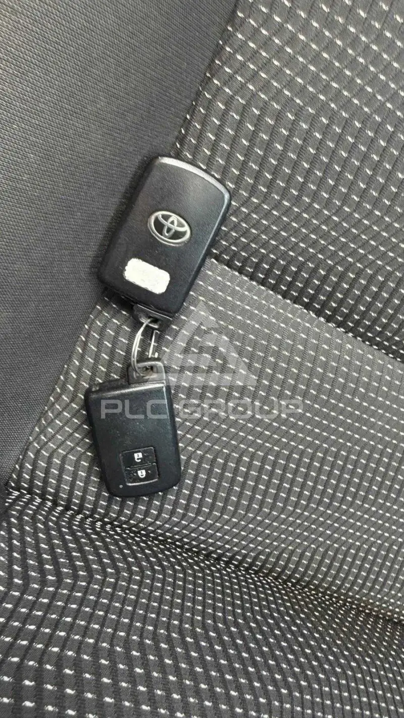 2014 Toyota AURIS