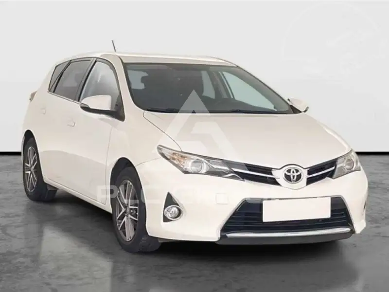 2014 Toyota AURIS