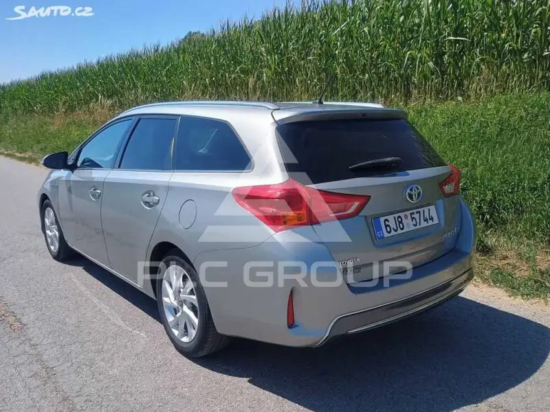 2014 Toyota AURIS