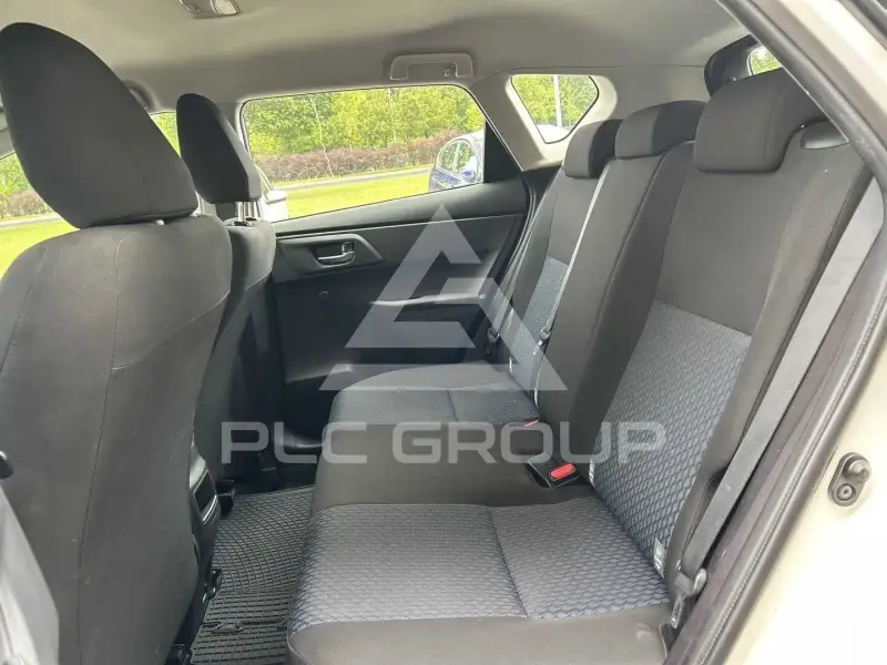 2014 Toyota AURIS