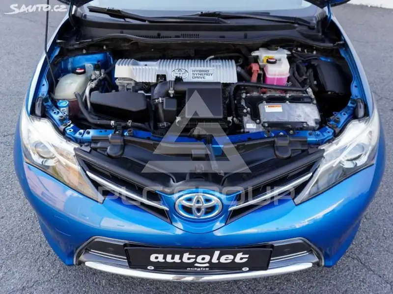 2014 Toyota AURIS