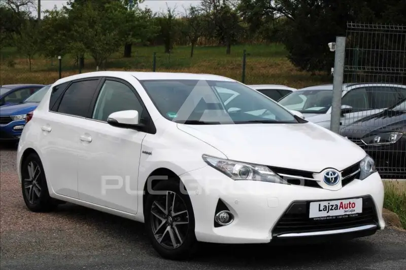 2014 Toyota AURIS