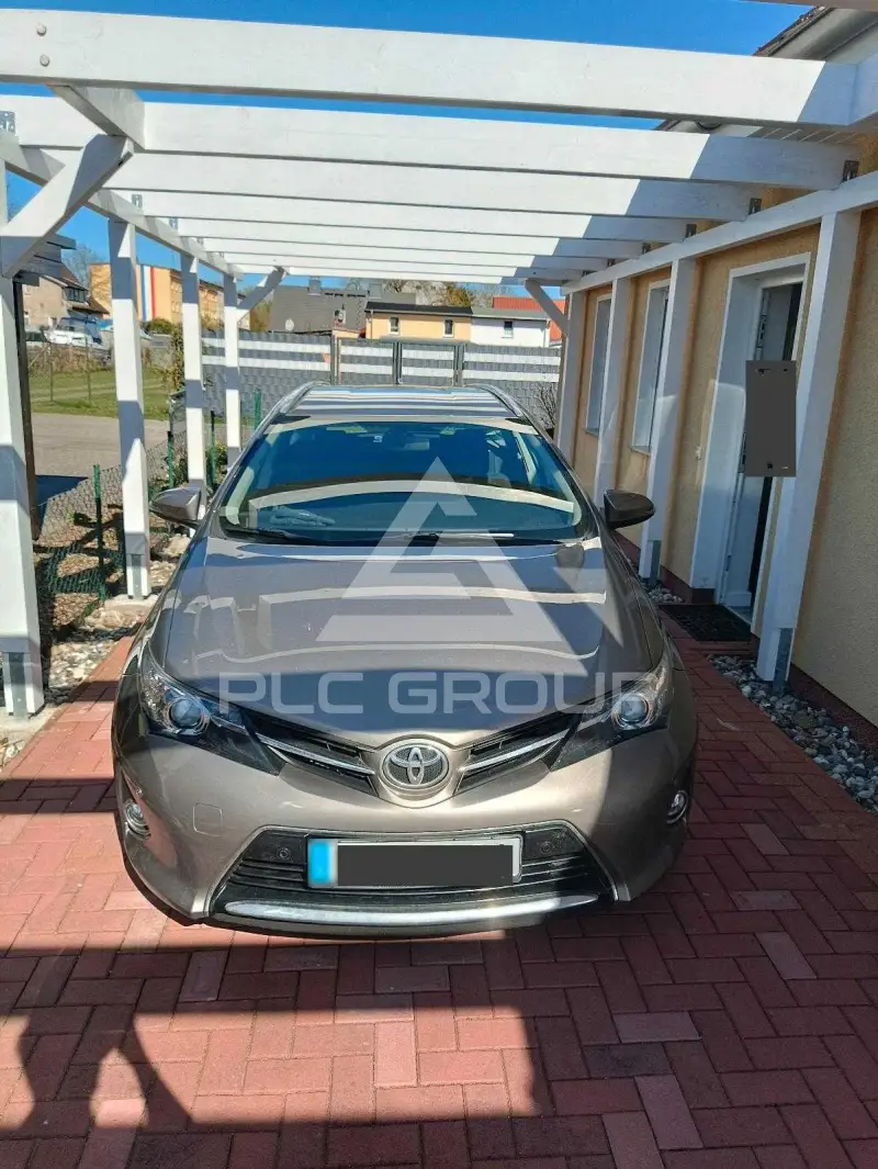 2014 Toyota AURIS