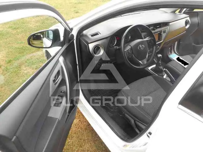 2014 Toyota AURIS